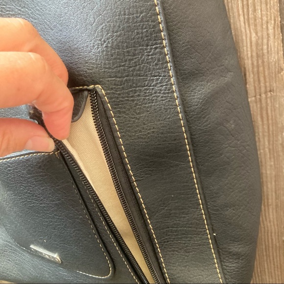 Montana West Studded C&C Shoulder Bag - Picture 9 of 12